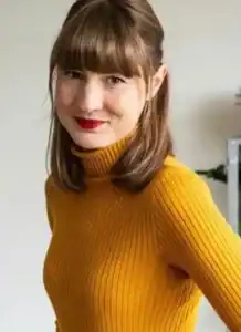 Headshot of Lucia Osborne-Crowley.
